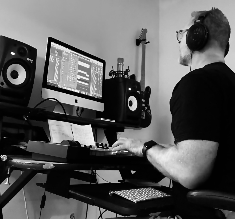 rob_working_studio1