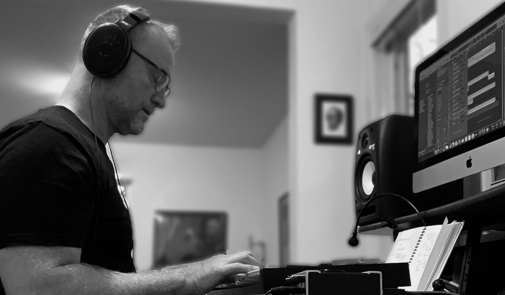 rob_working_studio_banner